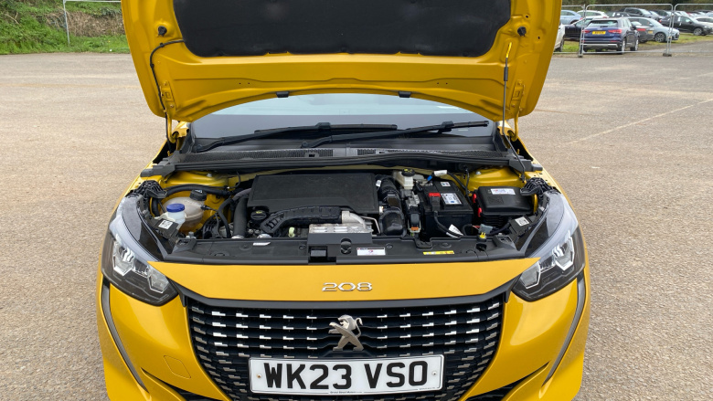 Peugeot 208 1.2 PureTech 100 Allure Premium + 5dr Petrol Hatchback